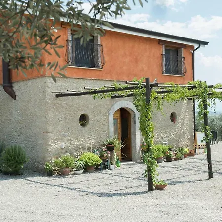 Rifugio Tra Gli Ulivi Bed & Breakfast *