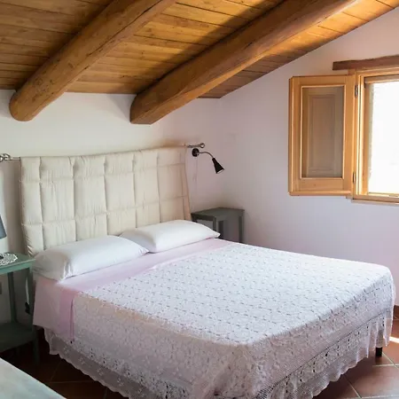 Rifugio Tra Gli Ulivi Frühstückspension *